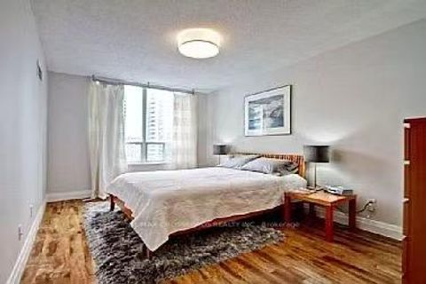 Photo 8 at 2012 - 28 Empress Avenue, Willowdale East, Toronto