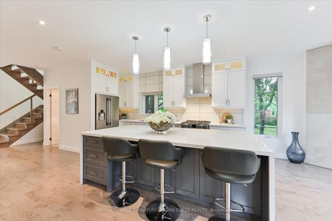 Photo 12 at 475 Donlands Avenue, East York, Toronto