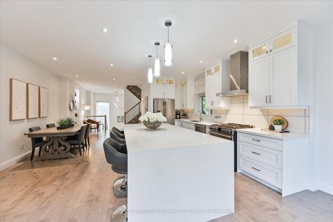 Photo 13 at 475 Donlands Avenue, East York, Toronto