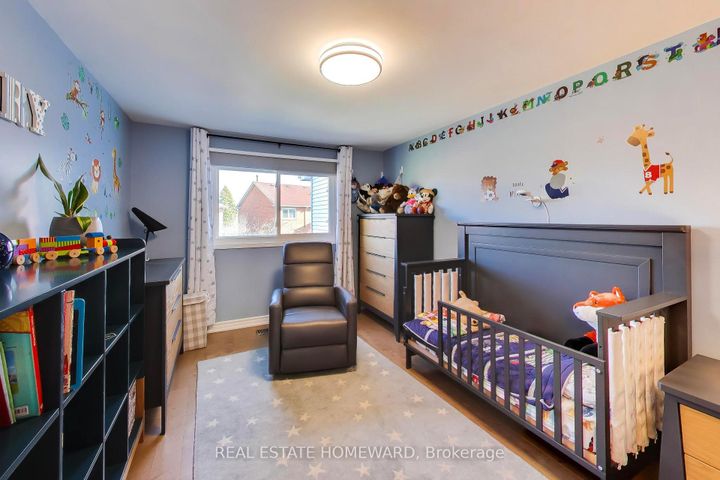 Photo 22 at 3375 Fenwick Crescent, Erin Mills, Mississauga