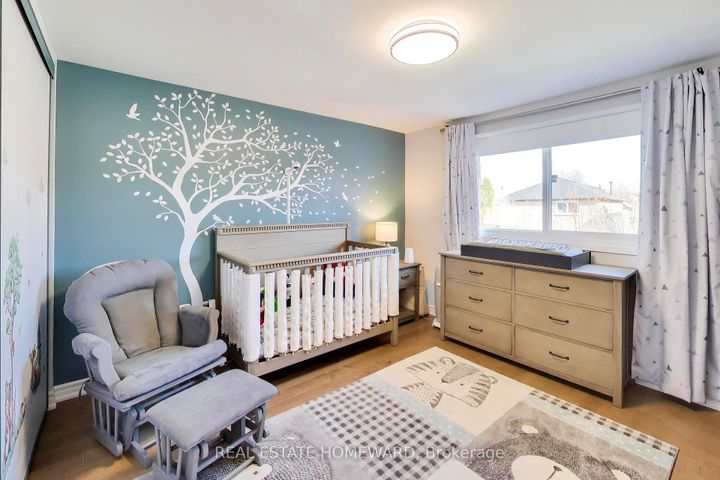 Photo 24 at 3375 Fenwick Crescent, Erin Mills, Mississauga