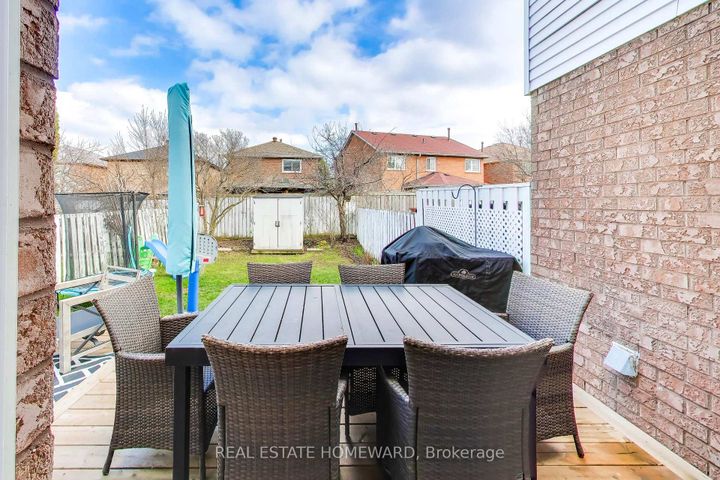 Photo 33 at 3375 Fenwick Crescent, Erin Mills, Mississauga