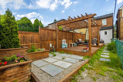 Photo 25 at 134 Mcroberts Avenue, Davenport, Toronto