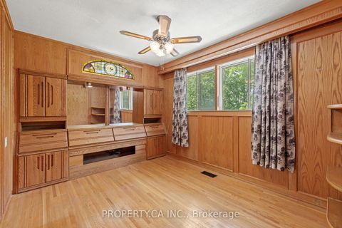 Photo 13 at 77 Troutbrooke Drive, CFB, Toronto