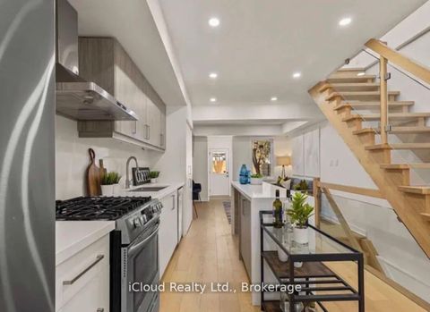 Photo 12 at 386 Coxwell Avenue, Woodbine Corridor, Toronto