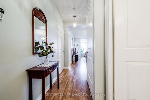 Photo 4 at 501 - 9235 Jane Street, Maple, Vaughan