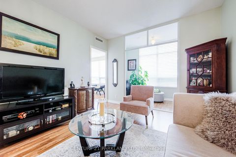 Photo 11 at 501 - 9235 Jane Street, Maple, Vaughan