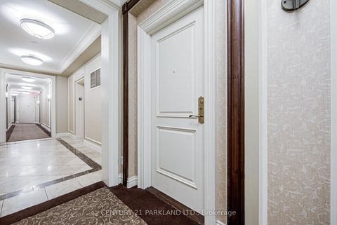 Photo 17 at 501 - 9235 Jane Street, Maple, Vaughan