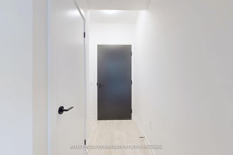 Photo 20 at 1401 - 117 Broadway Avenue, Mount Pleasant West, Toronto