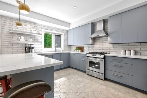 Photo 13 at 75 Hillside Drive, Broadview North, Toronto