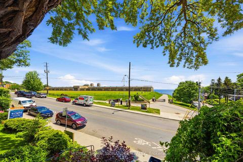 Photo 28 at 7 - 2366 Queen Street E, The Beaches, Toronto