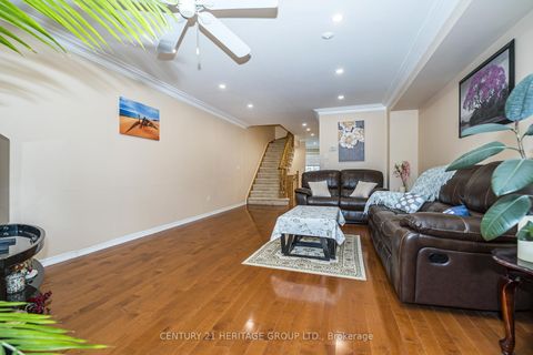 Photo 14 at 164 Jenkinson Way, Dorset Park, Toronto
