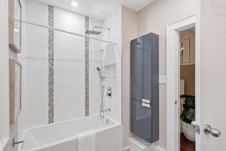 Photo 34 at 39 Glengowan Road, Lawrence Park South, Toronto
