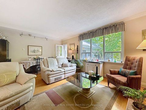Photo 15 at 145 Parkview Avenue, Willowdale East, Toronto