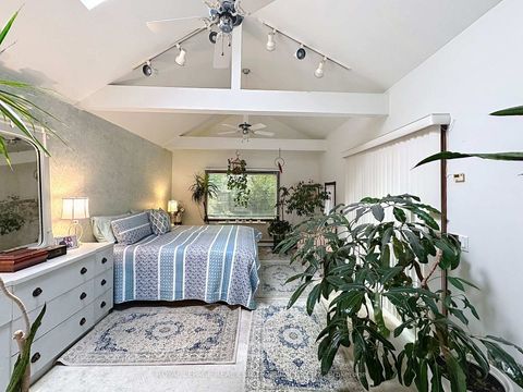 Photo 25 at 145 Parkview Avenue, Willowdale East, Toronto