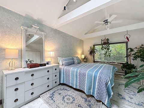 Photo 27 at 145 Parkview Avenue, Willowdale East, Toronto
