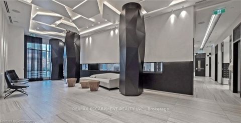 Photo 12 at 120 - 80 Vanauley Street, Chinatown, Toronto