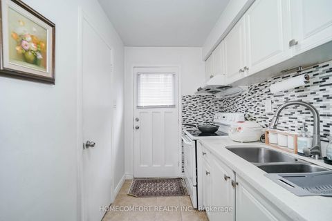 Photo 21 at 8 Topaz Gate, Steeles, Toronto