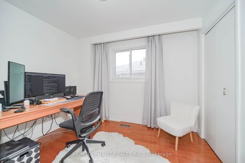 Photo 34 at 8 Topaz Gate, Steeles, Toronto