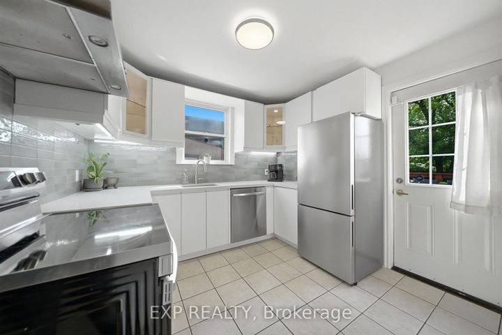 Photo 9 at 280 East 11th Street, Inch Park, Hamilton