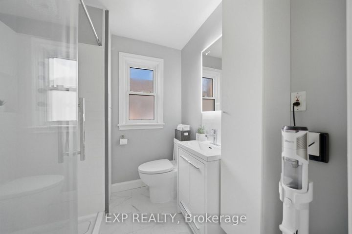 Photo 11 at 280 East 11th Street, Inch Park, Hamilton