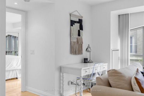 Photo 17 at 207 - 3 Mcalpine Street, Annex, Toronto