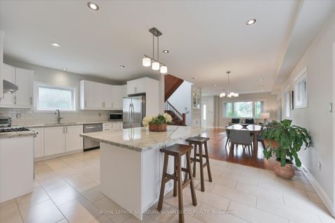 Photo 13 at 122 Cedarcrest Boulevard, Parkview, Toronto