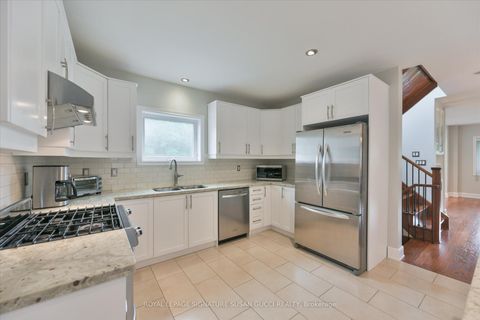 Photo 15 at 122 Cedarcrest Boulevard, Parkview, Toronto