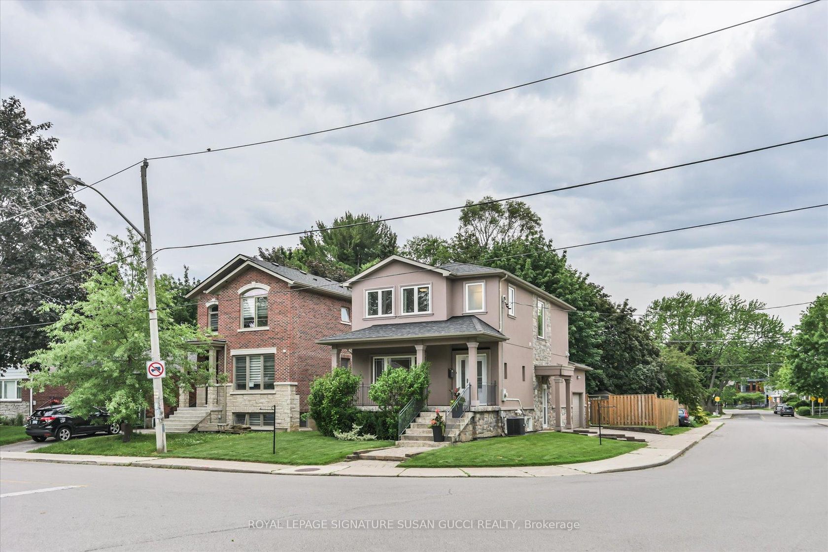 122 Cedarcrest Boulevard, Parkview, Toronto 
