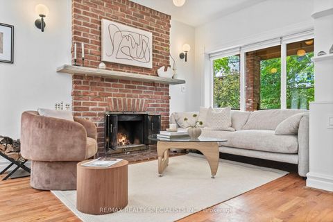 Photo 5 at 117 Alton Avenue, South Riverdale, Toronto