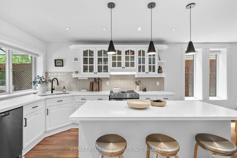 Photo 13 at 117 Alton Avenue, South Riverdale, Toronto
