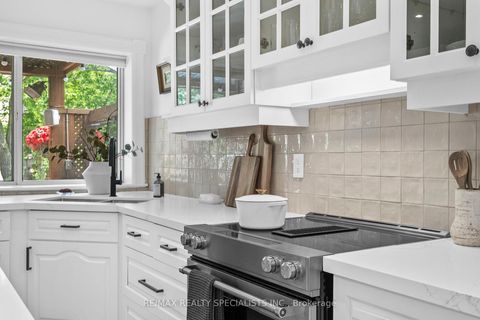 Photo 16 at 117 Alton Avenue, South Riverdale, Toronto