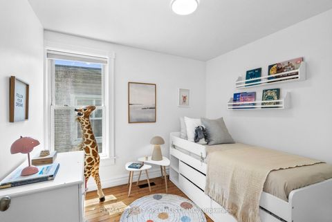 Photo 28 at 117 Alton Avenue, South Riverdale, Toronto