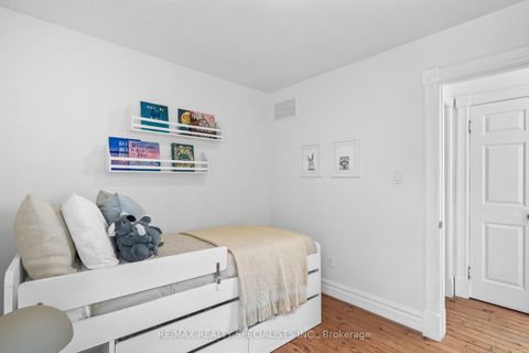 Photo 29 at 117 Alton Avenue, South Riverdale, Toronto