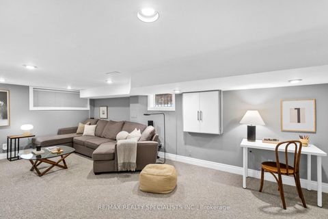 Photo 31 at 117 Alton Avenue, South Riverdale, Toronto