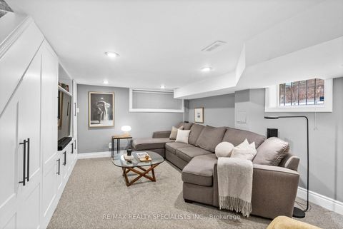 Photo 32 at 117 Alton Avenue, South Riverdale, Toronto