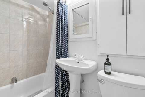 Photo 36 at 117 Alton Avenue, South Riverdale, Toronto
