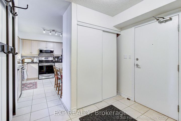 Photo 11 at 1705 - 8 Rean Drive, Bayview Village, Toronto