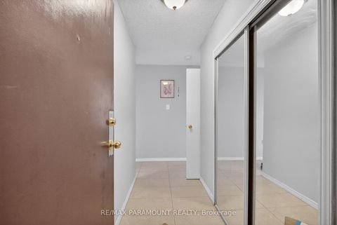 Photo 6 at 1011 - 2645 Kipling Avenue, Jamestown, Toronto