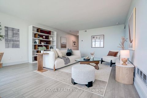 Photo 3 at 2102 - 30 Harrison Garden Boulevard, Willowdale East, Toronto
