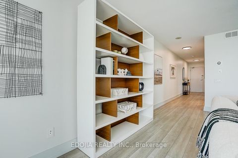 Photo 4 at 2102 - 30 Harrison Garden Boulevard, Willowdale East, Toronto