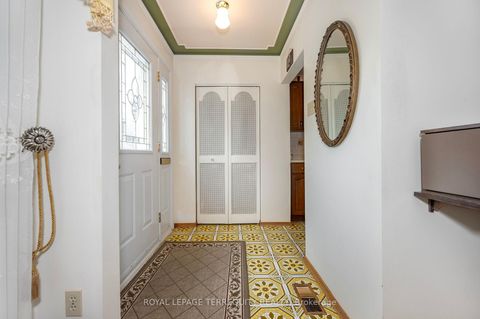 Photo 2 at 115 Topcliff Avenue, Jane Heights, Toronto