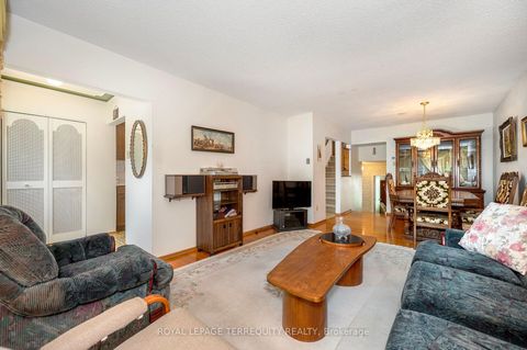 Photo 3 at 115 Topcliff Avenue, Jane Heights, Toronto