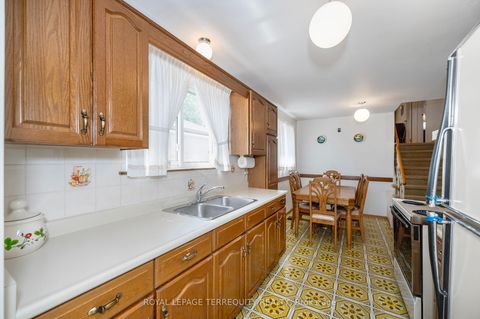 Photo 6 at 115 Topcliff Avenue, Jane Heights, Toronto