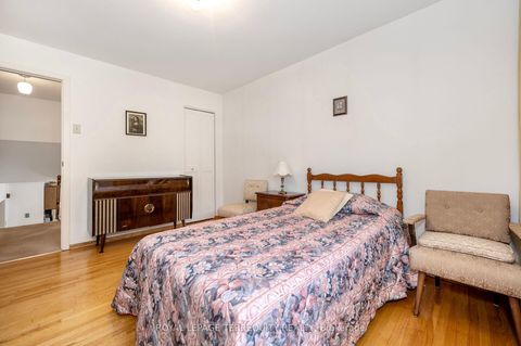 Photo 14 at 115 Topcliff Avenue, Jane Heights, Toronto
