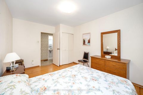 Photo 22 at 115 Topcliff Avenue, Jane Heights, Toronto