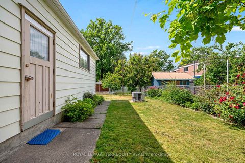 Photo 27 at 115 Topcliff Avenue, Jane Heights, Toronto