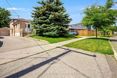 Photo 37 at 115 Topcliff Avenue, Jane Heights, Toronto