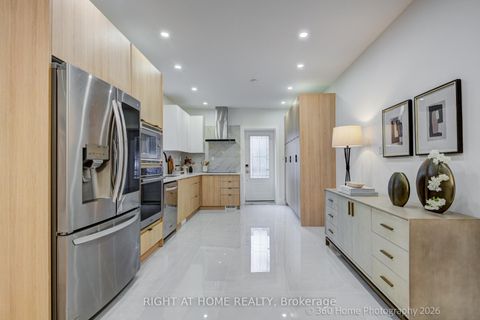 Photo 7 at 281 Brunswick Avenue, University, Toronto