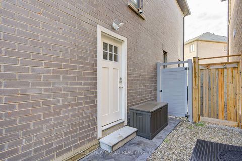 Photo 39 at 74 Tango Crescent, Woodland Hill, Newmarket
